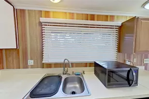 1385 43rd St, Sarasota, FL 34234 - Photo 13