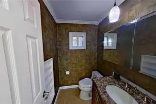 1385 43rd St, Sarasota, FL 34234 - Photo 17