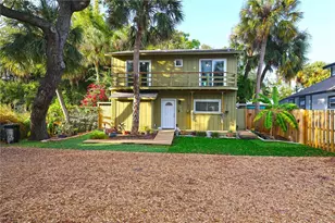 1385 43rd St, Sarasota, FL 34234 - Photo 1