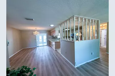 5004 Brandeis Circle N, Sarasota, FL 34243 - Photo 15