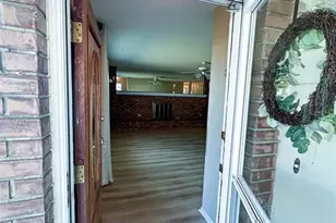 5004 Brandeis Cir N, Sarasota, FL 34243 - Photo 7