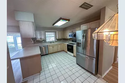 5004 Brandeis Circle N, Sarasota, FL 34243 - Photo 19