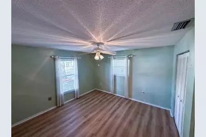 5004 Brandeis Circle N, Sarasota, FL 34243 - Photo 37