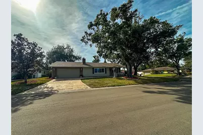 5004 Brandeis Circle N, Sarasota, FL 34243 - Photo 49