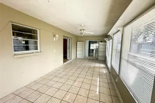 5004 Brandeis Cir N, Sarasota, FL 34243 - Photo 41