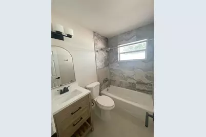 1757 Hillview Street #5, Sarasota, FL 34239 - Photo 9