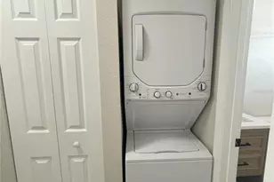 1757 Hillview St, Sarasota, FL 34239 - Photo 11