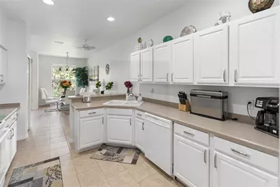 6989 Prosperity Circle #2103, Sarasota, FL 34238 - Photo 3