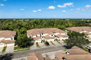 6989 Prosperity Cir, Sarasota, FL 34238 - Photo 7