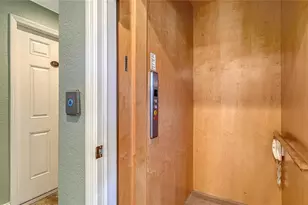 2317 Avenue C, Bradenton Beach, FL 34217 - Photo 41