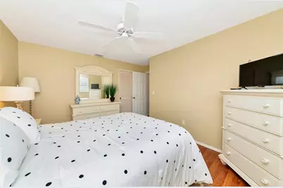 3145 Bougainvillea Street, Sarasota, FL 34239 - Photo 37