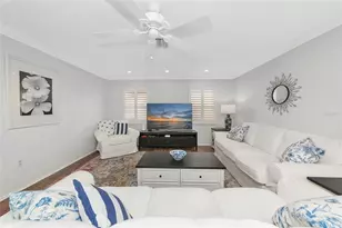 3145 Bougainvillea St, Sarasota, FL 34239 - Photo 23