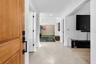 2323 Harbour Oaks Dr, Longboat Key, FL 34228 - Photo 3