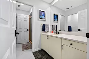 2323 Harbour Oaks Dr, Longboat Key, FL 34228 - Photo 23