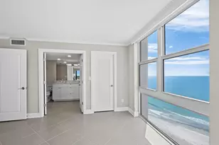 2301 Gulf of Mexico Dr, Longboat Key, FL 34228 - Photo 27