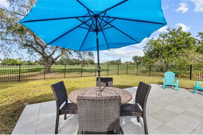 433 Whitfield Avenue, Sarasota, FL 34243 - Photo 35