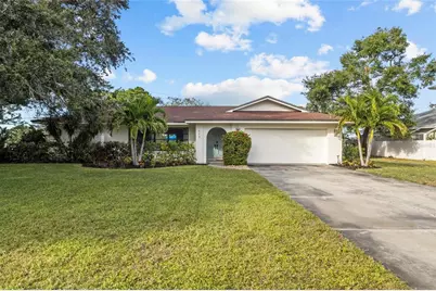 433 Whitfield Avenue, Sarasota, FL 34243 - Photo 1