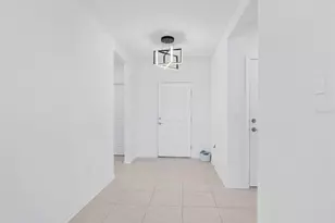 9975 Last Lgt Gln, Parrish, FL 34219 - Photo 5