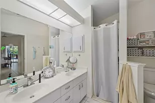 561 Viridian St, Englewood, FL 34223 - Photo 17