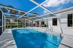 5341 Siesta Ct, Sarasota, FL 34242 - Photo 3