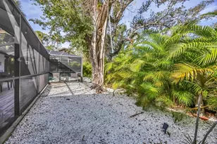 445 Reid St, Sarasota, FL 34242 - Photo 37