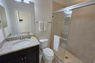 11925 Perennial Pl, Lakewood Ranch, FL 34211 - Photo 17