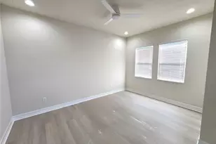 11925 Perennial Pl, Lakewood Ranch, FL 34211 - Photo 15