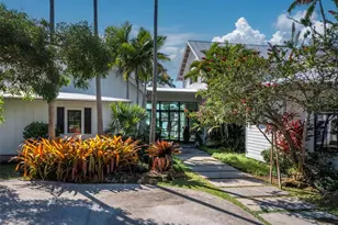 8413 9th Ave NW, Bradenton, FL 34209 - Photo 5