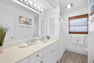 437 Hickory Rd, Venice, FL 34293 - Photo 25