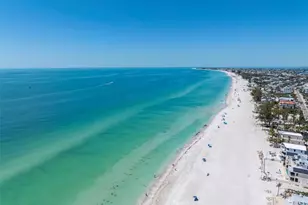 2714 Avenue C, Holmes Beach, FL 34217 - Photo 15