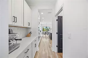 4837 Antrim Dr, Sarasota, FL 34240 - Photo 7