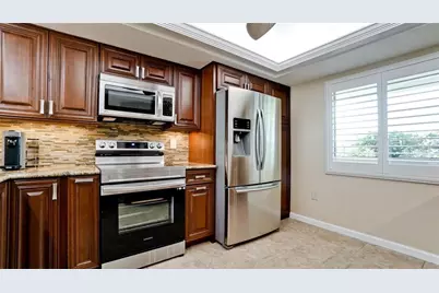 9604 Cortez Road W #213, Bradenton, FL 34210 - Photo 7