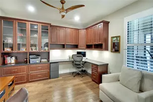 17226 Seaford Wy, Bradenton, FL 34202 - Photo 9