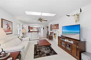 315 Bayshore Dr, Osprey, FL 34229 - Photo 17