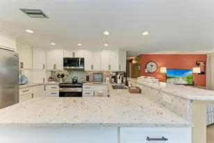 136 Crescent Dr, Anna Maria, FL 34216 - Photo 19