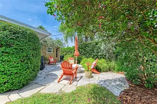 136 Crescent Dr, Anna Maria, FL 34216 - Photo 45