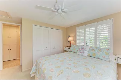 136 Crescent Dr, Anna Maria, FL 34216 - Photo 25