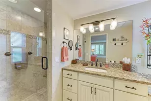 136 Crescent Dr, Anna Maria, FL 34216 - Photo 35