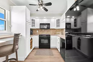 9393 Midnight Pass Rd, Sarasota, FL 34242 - Photo 3