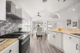 15630 Autumn Glen Ave, Clermont, FL 34714 - Photo 5