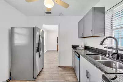 1712 E Caracas Street, Tampa, FL 33610 - Photo 13