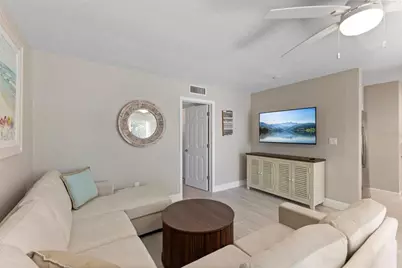 137 Avenida Messina #1, Sarasota, FL 34242 - Photo 5