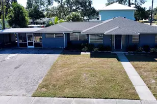 1011 14th St W, Palmetto, FL 34221 - Photo 1