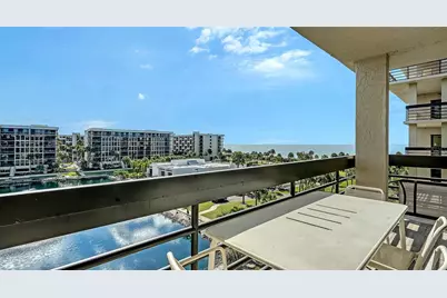 1115 Gulf Of Mexico Drive #401, Longboat Key, FL 34228 - Photo 5