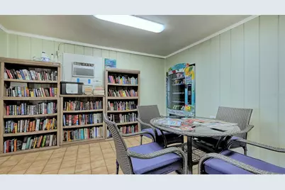 1115 Gulf Of Mexico Drive #401, Longboat Key, FL 34228 - Photo 43