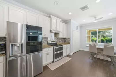 10534 Lake Seminole Terrace, Seminole, FL 33772 - Photo 23