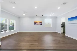 10534 Lake Seminole Terrace, Seminole, FL 33772 - Photo 9
