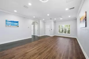 10534 Lake Seminole Terrace, Seminole, FL 33772 - Photo 5