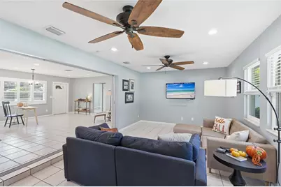 2437 Clematis Street, Sarasota, FL 34239 - Photo 7