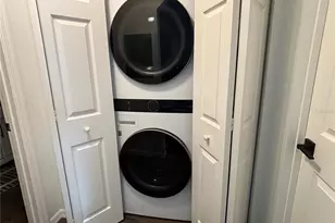 8809 Manor Loop, Lakewood Ranch, FL 34202 - Photo 11